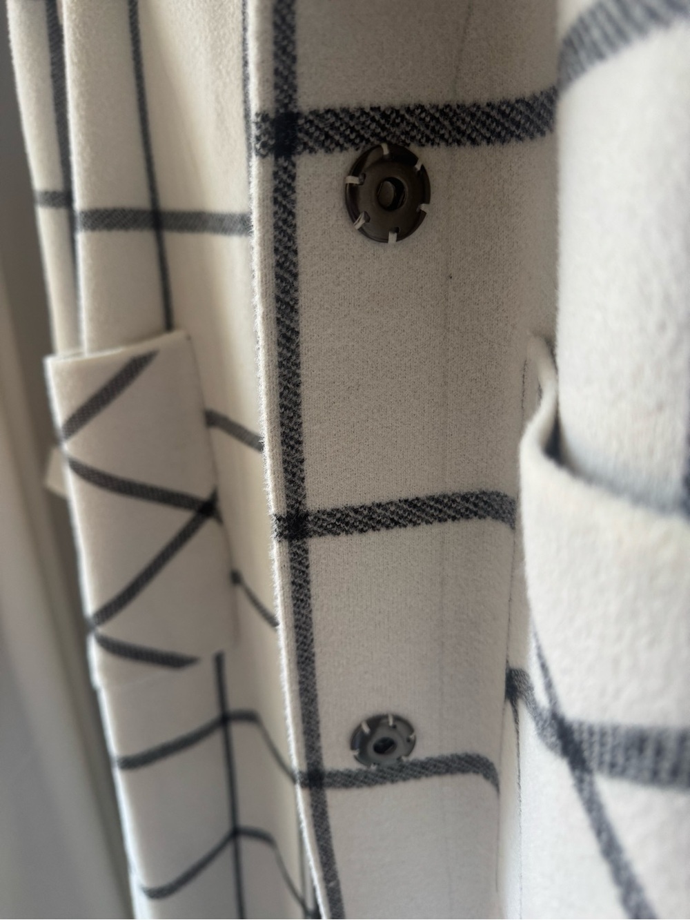 Small white  and black grid Windowpane Plaid Long Coat loose fit - Picture 2 of 4